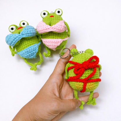 Handmade Crochet Funny Frog Keychain, Cute Frog Bag Charm, Amigurumi Frog Plush, Kawaii Gift for Her, Frog Lover Gift, Bag Decoration