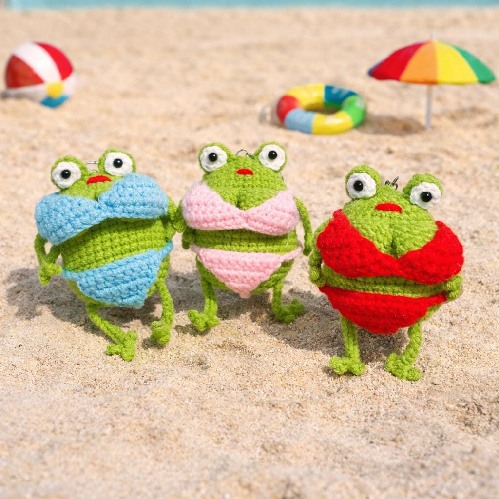 Handmade Crochet Funny Frog Keychain, Cute Frog Bag Charm, Amigurumi Frog Plush, Kawaii Gift for Her, Frog Lover Gift, Bag Decoration