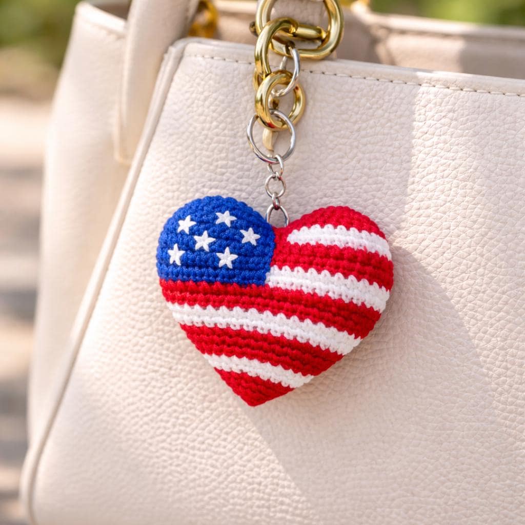 USA 250 Years Crochet Heart Keychain, Handmade Patriotic Amigurumi Gift, American Flag Keyring, 4th of July Gift, USA Lover