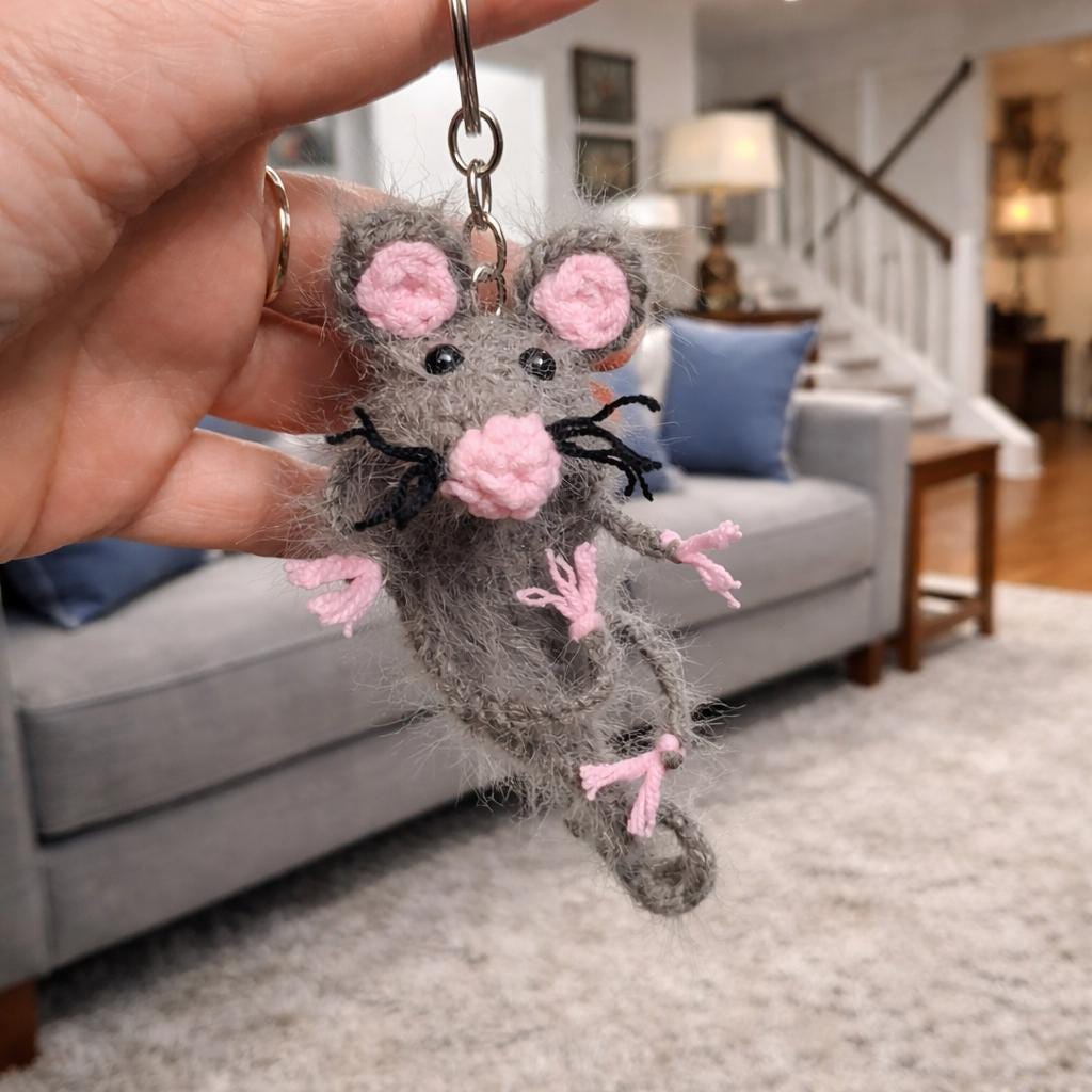 Funny Crochet Keychain, Handmade Cartoon Animal Amigurumi Keyring Cute Gift for Kids Friends Bag Charm Funny Character Keychain