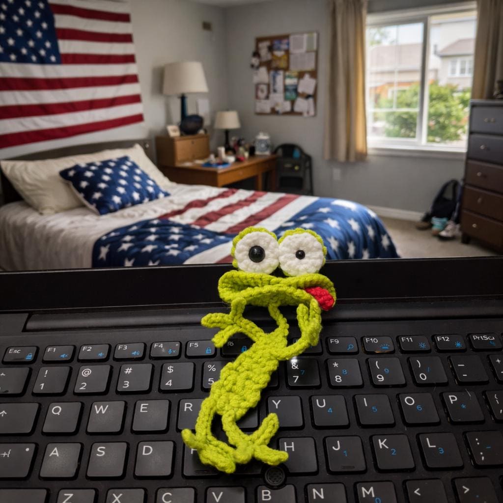 Funny Crochet Keychain, Handmade Cartoon Animal Amigurumi Keyring Cute Gift for Kids Friends Bag Charm Funny Character Keychain